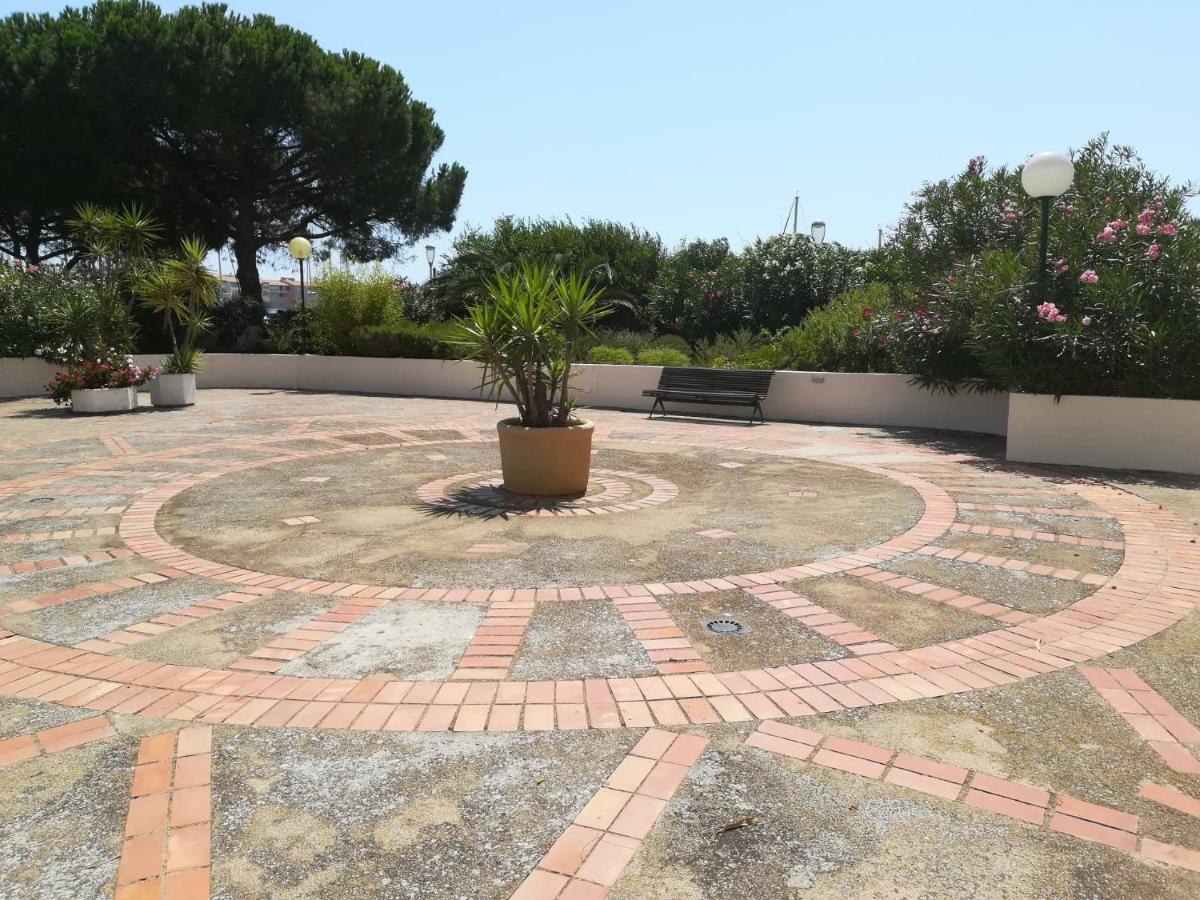 Appartement 1Ere Ligne Vue Port Avec Balcon, Piscine Agde Exterior photo