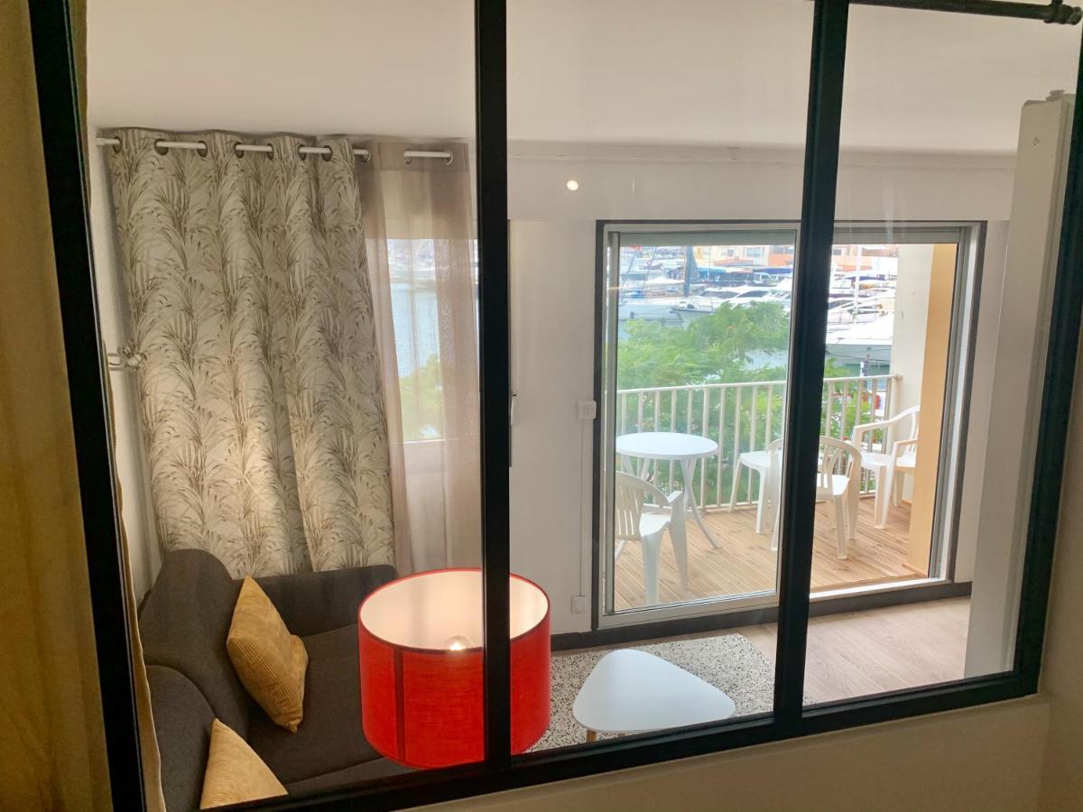 Appartement 1Ere Ligne Vue Port Avec Balcon, Piscine Agde Exterior photo